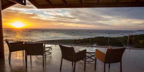 Gecko Lounge Beach View